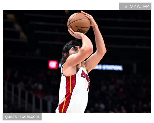 哈克斯18中12高效砍32分赛季新高助热火大胜奇才